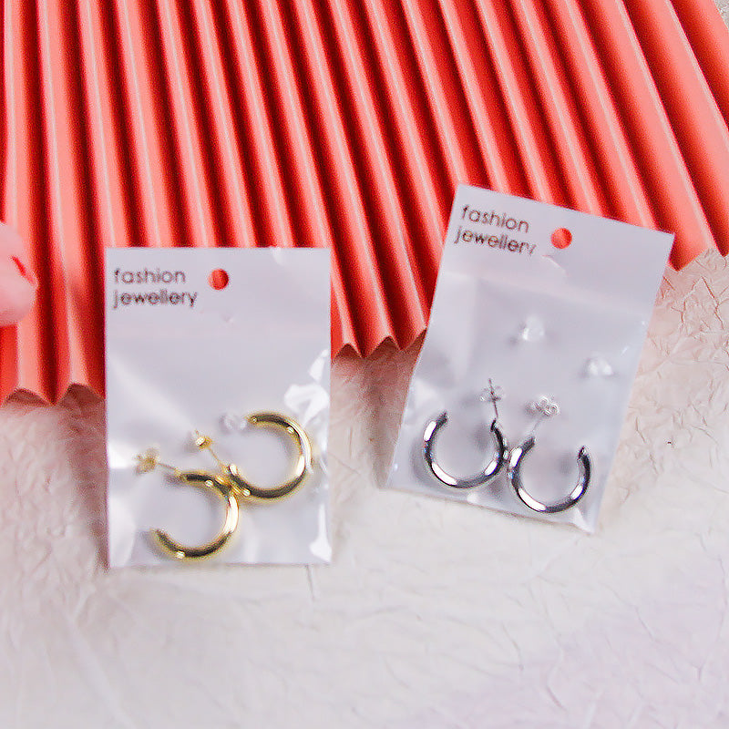 Simple C-Shaped Circle Earrings – Minimalist Jewelry for Women & Teens (Random Color-Pack of 1 Pair)