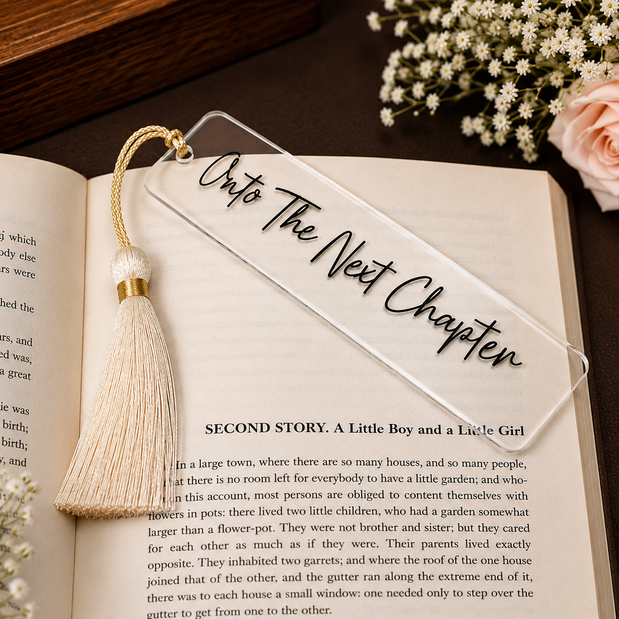 Personalized Clear Acrylic Bookmark with Custom Text & Tassel – Elegant Transparent Book Marker Gift for Readers