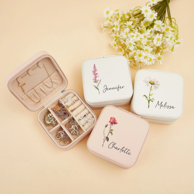 Custom Birth Flower Jewellery Box – Personalized Leather Travel Jewellery Organizer