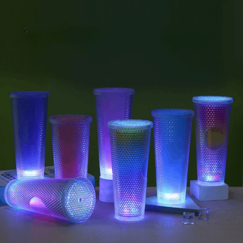 Diamond Cup Double-Layer Plastic Straw Cup with LED Light – 700 ml, Fun & Colorful Drinkware (Random Colors- Pack of 1)