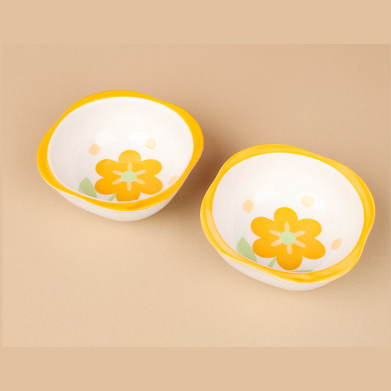 4.6 Inch Lucky Flower Ceramic Bowl – Decorative Bowl for Snacks, Desserts & Small Portions