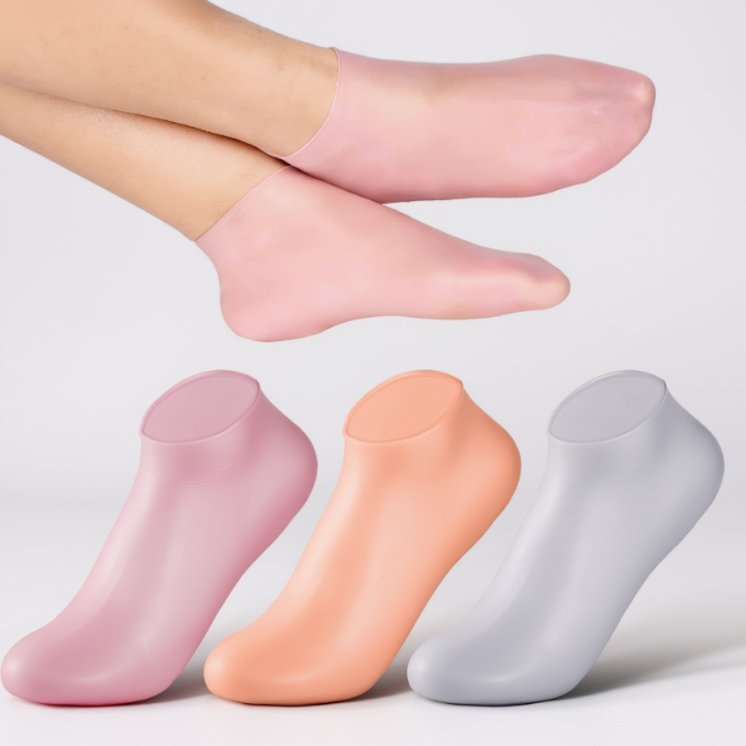 Silicone Gel Moisturizing Socks for Cracked Heels – Reusable Hydrating Spa Socks for Dry Feet, Heels & Callus Repair (Pack of 1-Random Skin tone color)