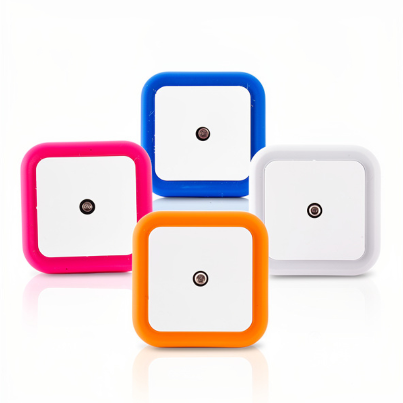 Plug-In LED Night Light with Sensor – Automatic On/Off, Energy-Efficient Soft Light for Bedroom, Hallway, Bathroom & Kids Room
