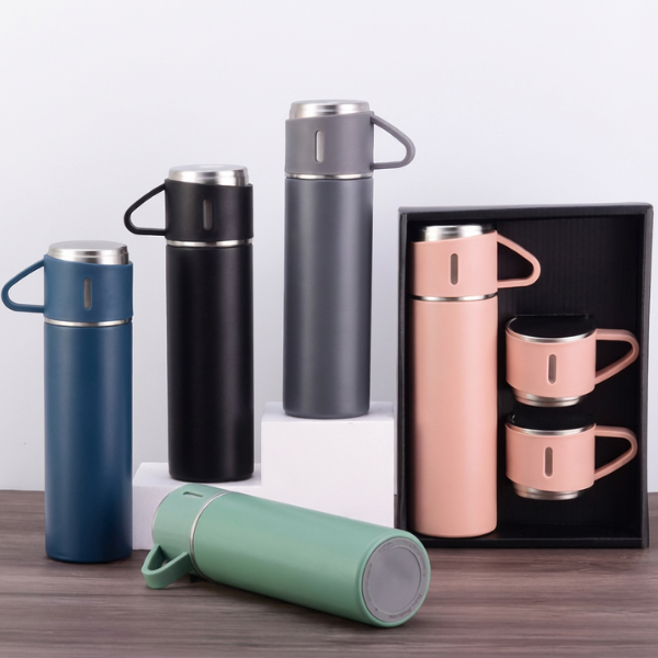 Insulated Stainless Steel Vacuum Flask Set with 3 Cups – 500ml Double Wall Hot & Cold Bottle for Tea, Coffee, Travel & Office Use (Random Colour, Pack of 1)
