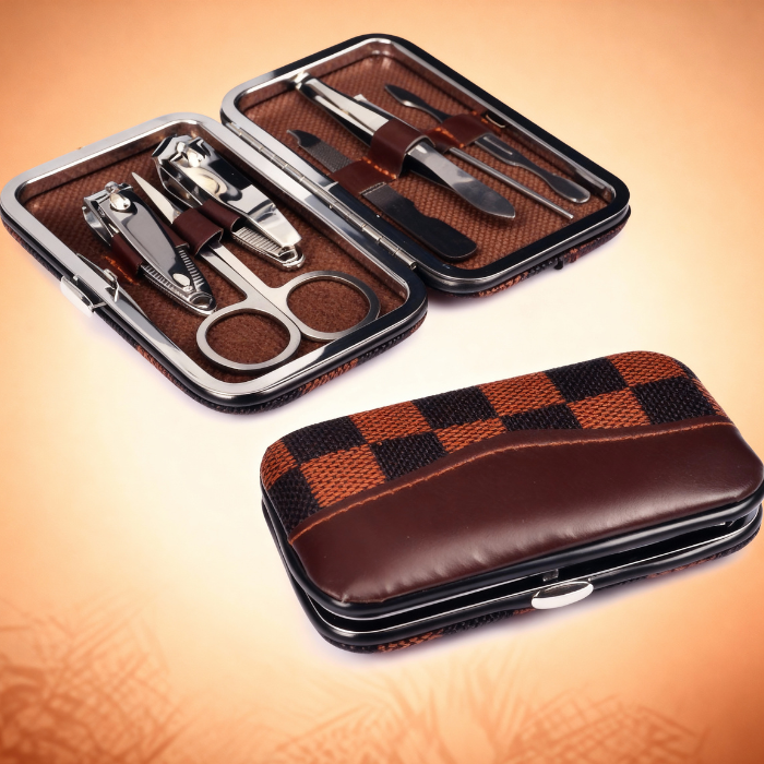 7-Piece Manicure & Pedicure Kit – Stainless Steel Nail Care Tools with Leather Case (Random Print)