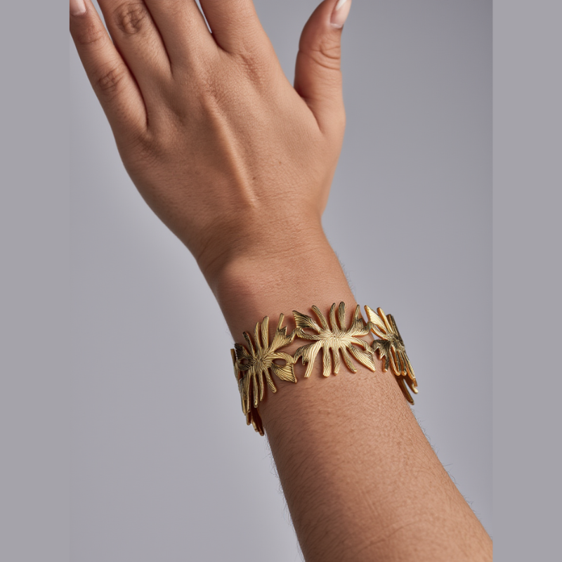 Anti-Tarnish Sun Cuff – Adjustable Sun-Inspired Bracelet Jewelry for Women & Teens (Pack of 1 Pc)