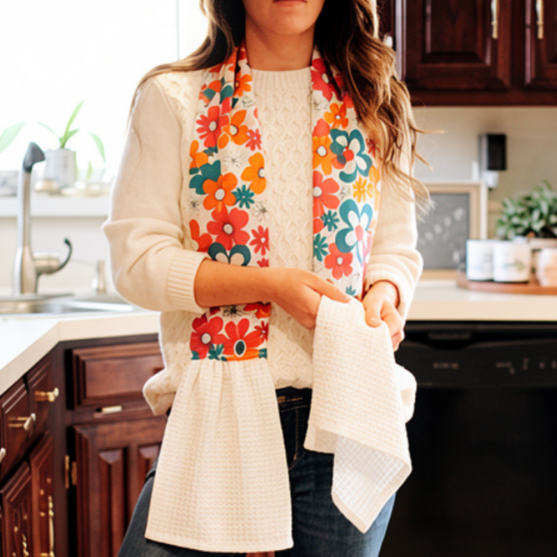 Scarf Kitchen Towel with Hanging Design – Multipurpose Absorbent Cleaning Cloth
