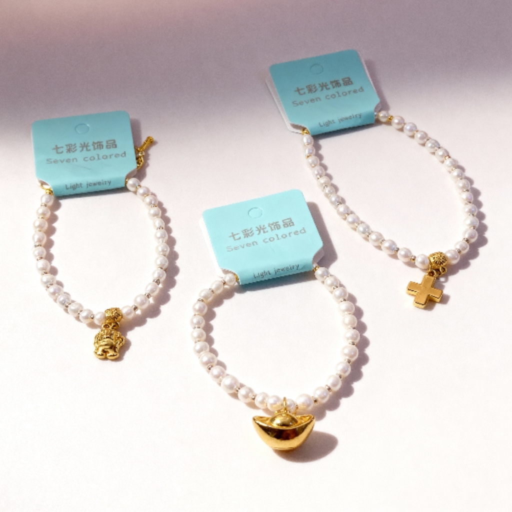 Pearl Bracelet With Charm – Elegant Beaded Bracelet for Women & Teens (Random Design-Pack of 1 Pc)