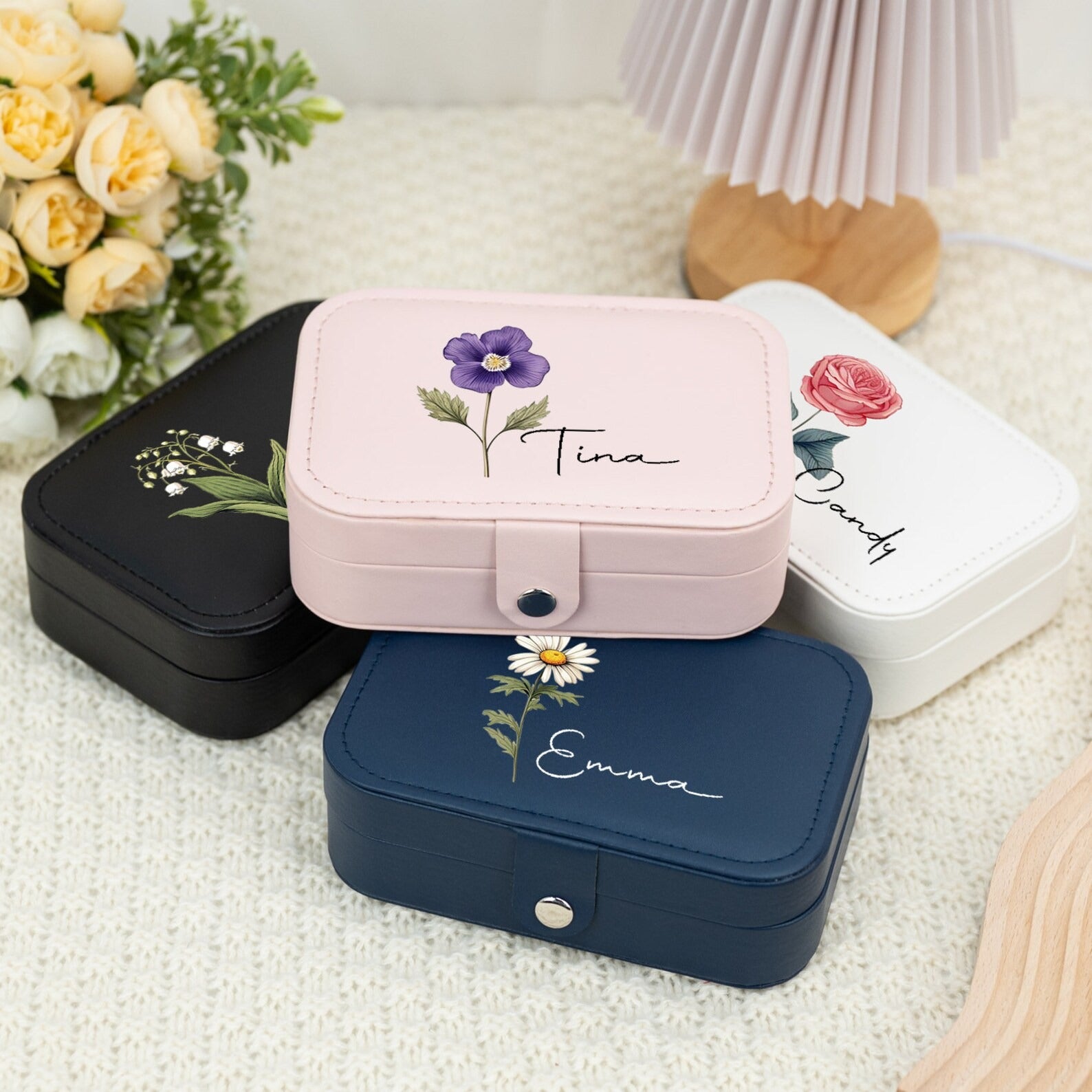 Personalized Birth Flower Jewelry Box – Custom Travel Jewelry Organizer for Mom, Bridesmaid & Birthday Gift for Her (Random Box)