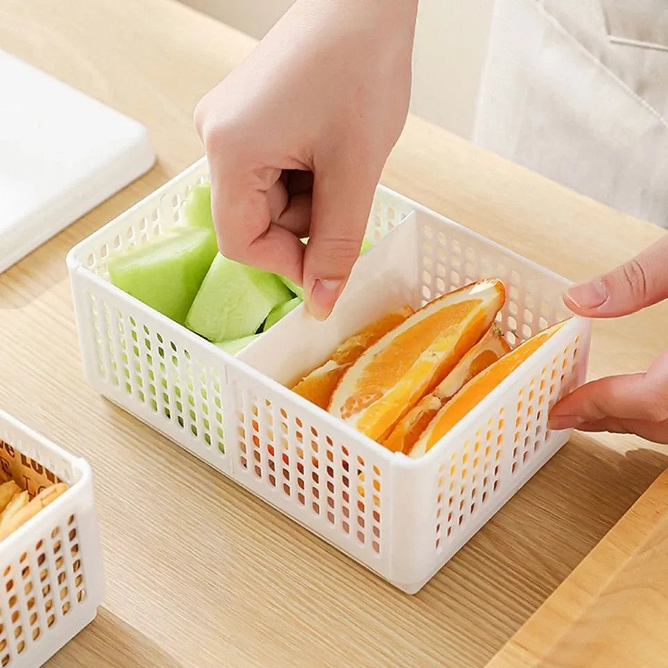 Portable Hollow Picnic Box – Food & Snack Container (Random Color-Pack of 1)