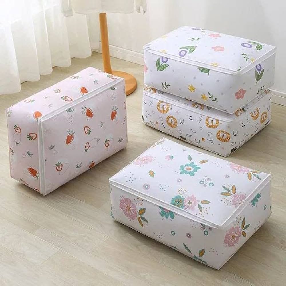 New Quilt Storage Bag (Random pack of 1) (Medium Size)
