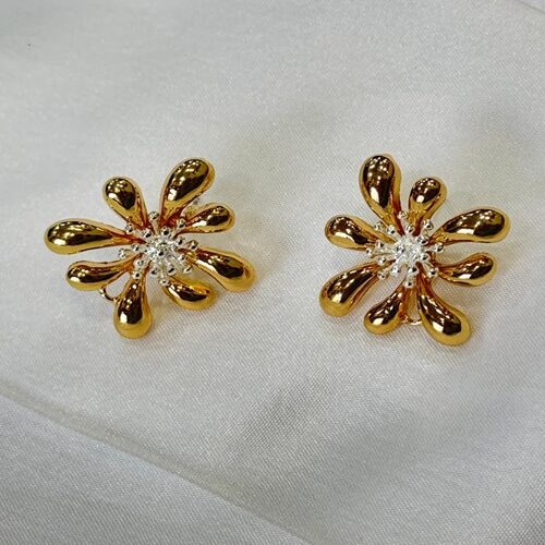 Flower Design Fancy Women Copper Earring