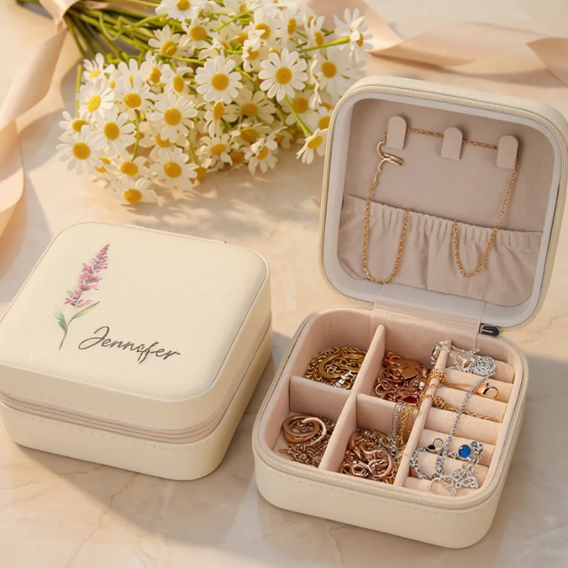 Custom Birth Flower Jewellery Box – Personalized Leather Travel Jewellery Organizer