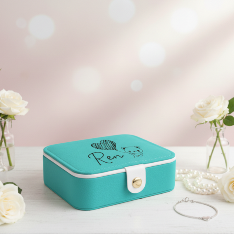 Customized Name with Heart Leather Mini Travel Jewelry Box with Inbuilt Mirror – Compact Jewelry Organizer