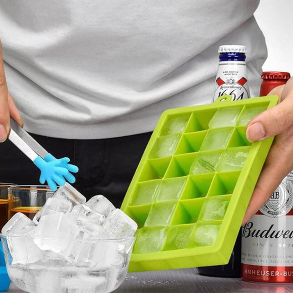 Flexible 24 Grid Silicone Ice Tray – Easy-Release Ice Cube Mold for Drinks, Juices & Cocktails(Random color-Pack of 1)