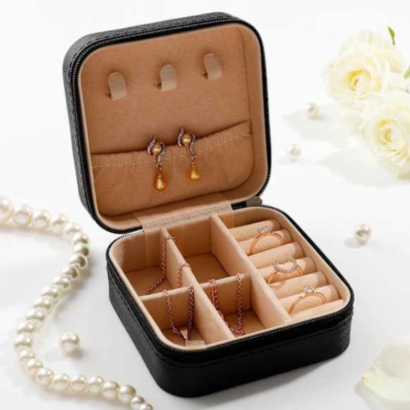 Personalized PU Leather Travel Jewelry Organizer Box with Your Initial – Compact Jewelry Storage Case for Women