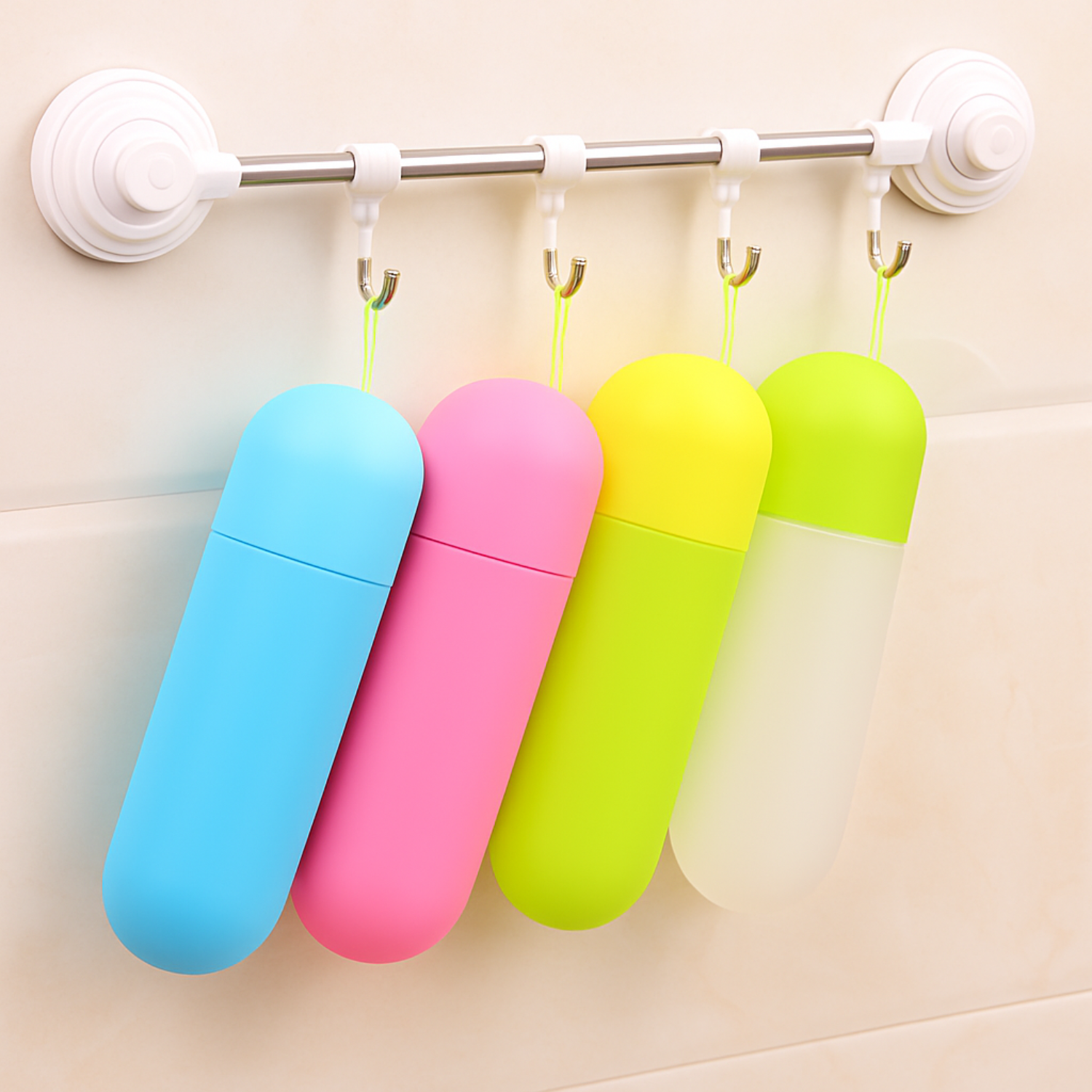 Portable Travel Toothbrush Storage Case – Durable & Lightweight Plastic Toothbrush Holder for Bathroom, Travel & Camping (Random color-Pack of 1)