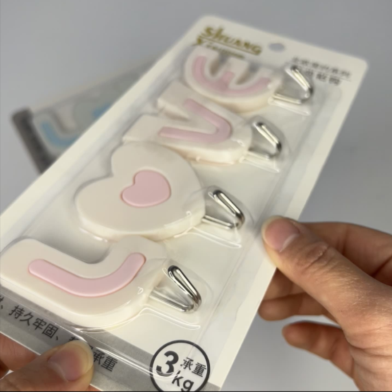 LOVE Key Hooks – Decorative Wall-Mounted Hooks for Keys & Small Items