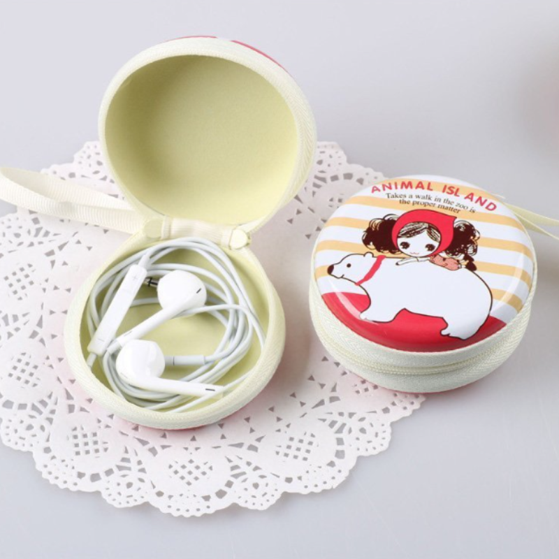 Small Round Cartoon Coin Pouch & Earphone Case – Cute Emoji & Popular Character Mini Zipper Pouch for Kids & Teen(Random Design-Pack of 1)