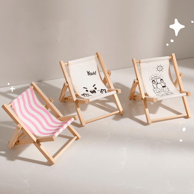 1 pc Cute Foldable Beach Chair Phone Stand, Mini Wooden Desktop Decoration and Photo Prop  (Random Color)