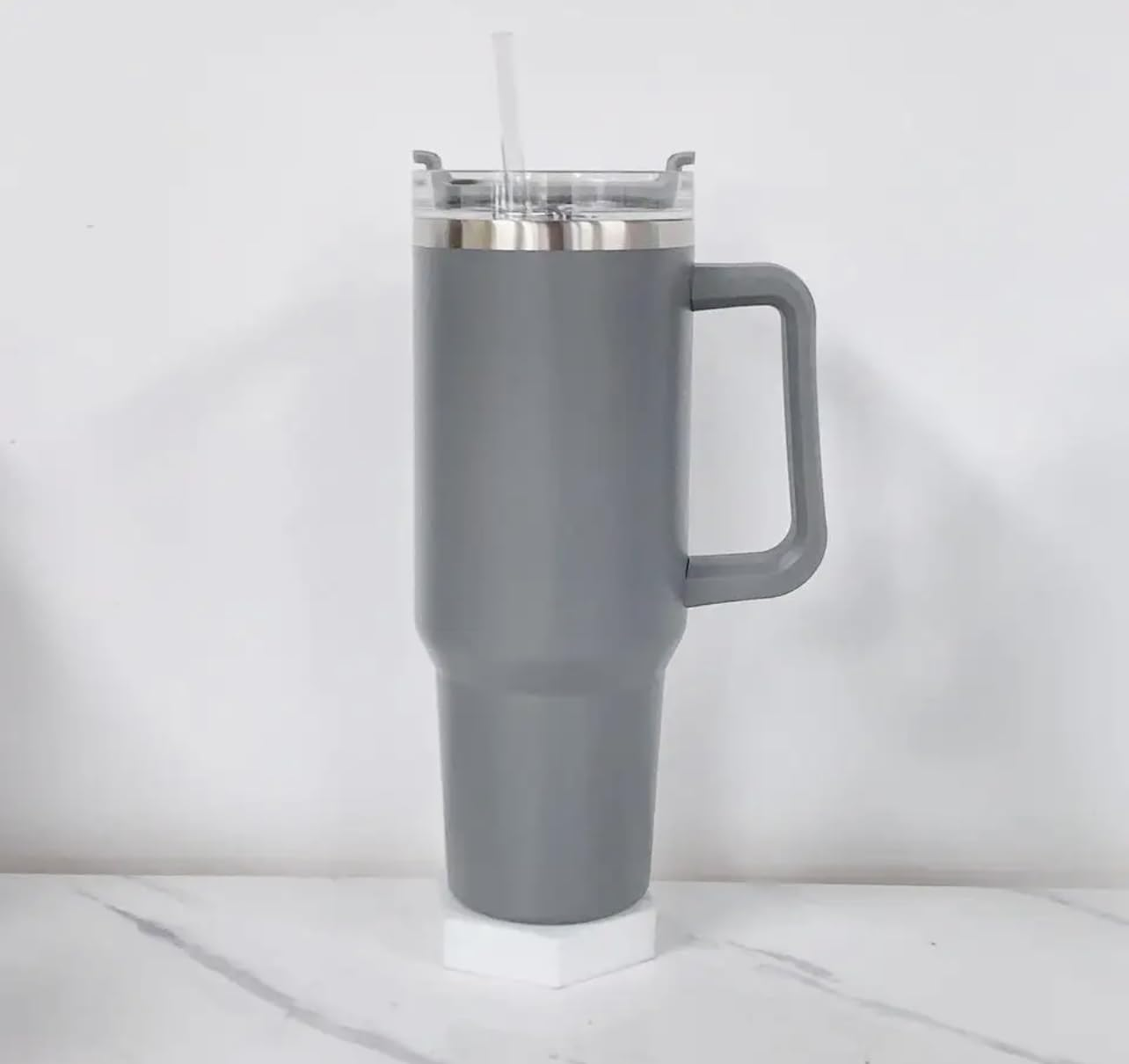 1200 ml Tumbler, Stainless Steel Vacuum Insulated Tumbler with Lid and Straw for Water, Iced Tea or Coffee, Smoothie and More, Cream