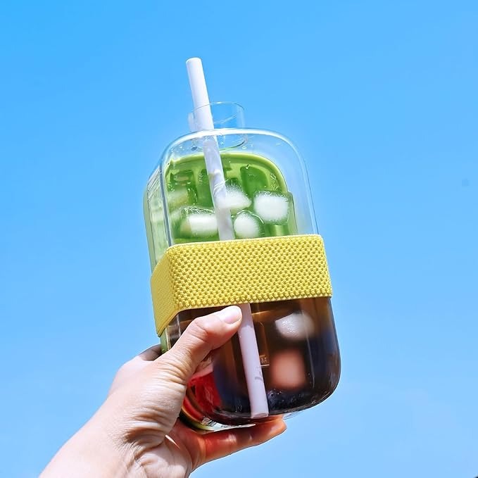 Ice Cube Bottle, My Crush Cup Ice, Cool Summer Ice Bottle Cup, 2 in 1 Ice Cube Tray Water Bottle with Straw - 800Ml (Random Color)