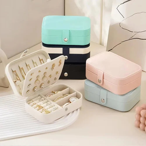Large Capacity PU Leather Jewelry Organizer Box – Travel-Friendly Storage Case for Earrings, Rings, Necklaces & Bracelets (Random color) (Pack of 1)