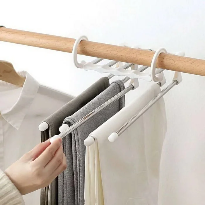Single Section Stainless Steel Clothes Hanger Storage Rack