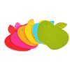 Different color apple shaped hot pot mats.