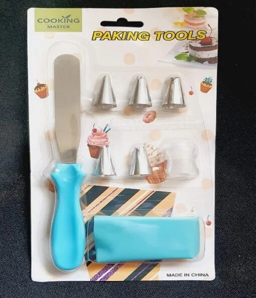 Reusable piping bags and tips are presented in a set.