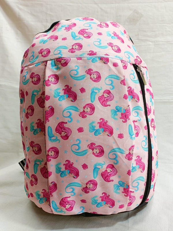 Random Design Backpack - 99Wholesale.com