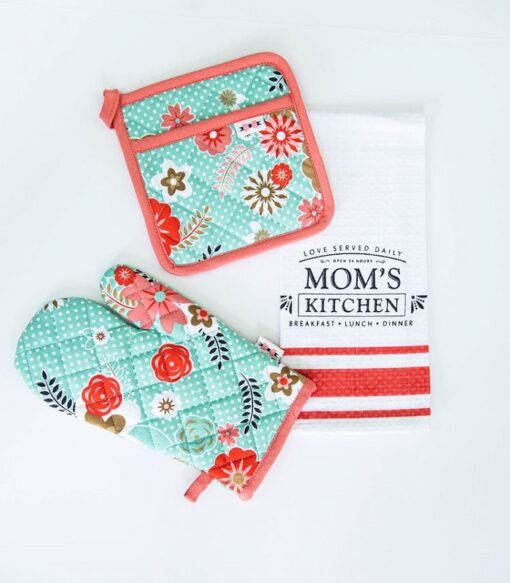 Heat resistant oven mitts is presented along with heat resistant pot holder and kitchen hand towel.