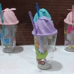 Cartoon sipper with straw is being presented in 4 different colors