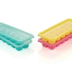 Pop up ice cube tray is presented in 4 different colors
