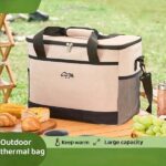 A 30L large-capacity picnic bag made of Oxford cloth The bag features a spacious main compartment and insulated lining to keep food and drinks cold or hot